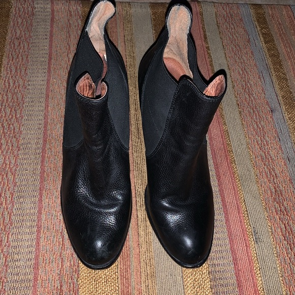 Corso Como Black stacked wedge ankle booties - Picture 2 of 8